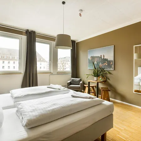 Hostel Five Reasons Hostel & Hotel *