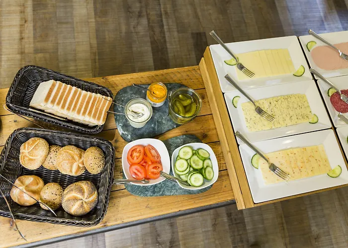 Five Reasons & Núremberg