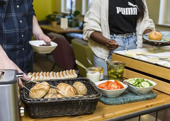 Five Reasons & Hostal *